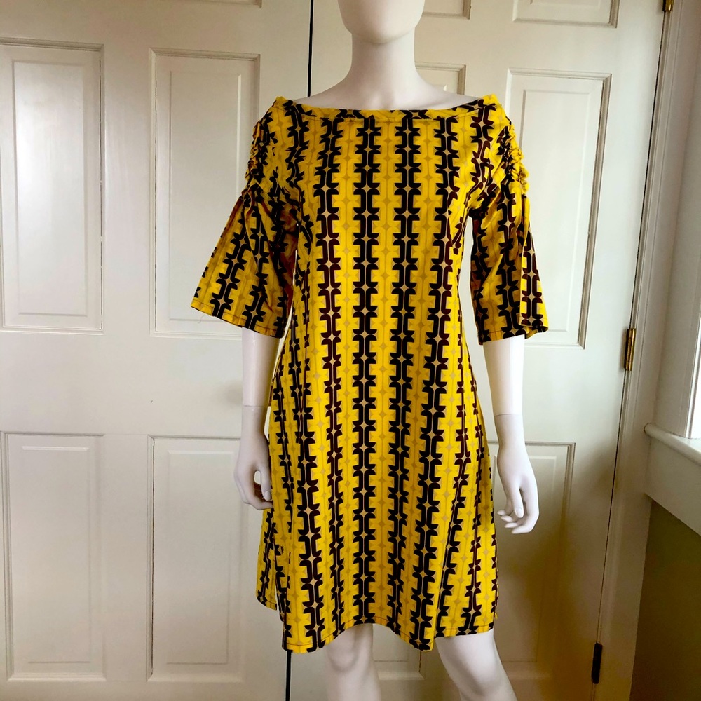 Summer tunic dress with geometric pattern